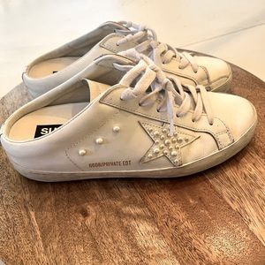White pearl Golden Goose